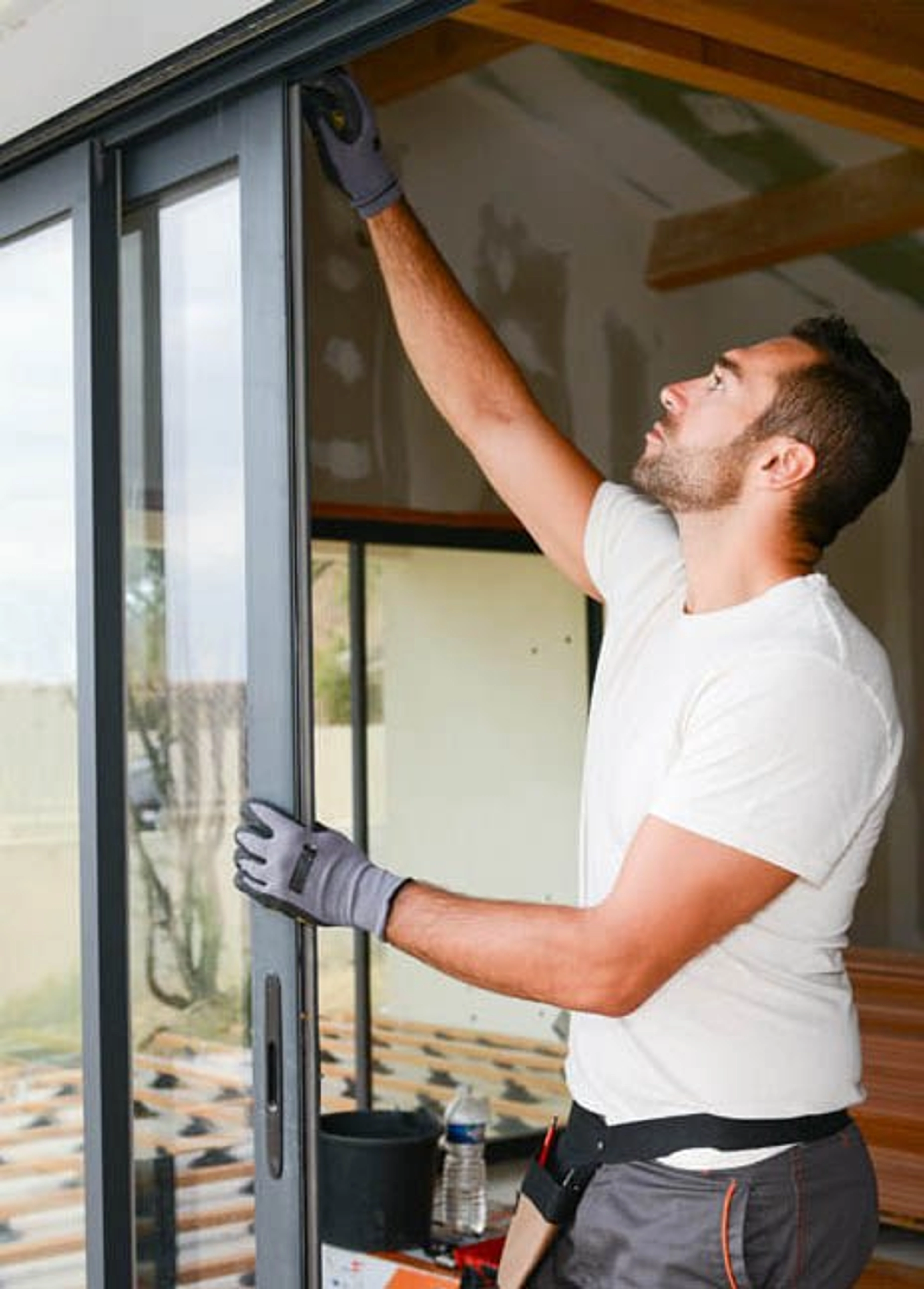 Comment changer la poignée d’une baie vitrée coulissante ?