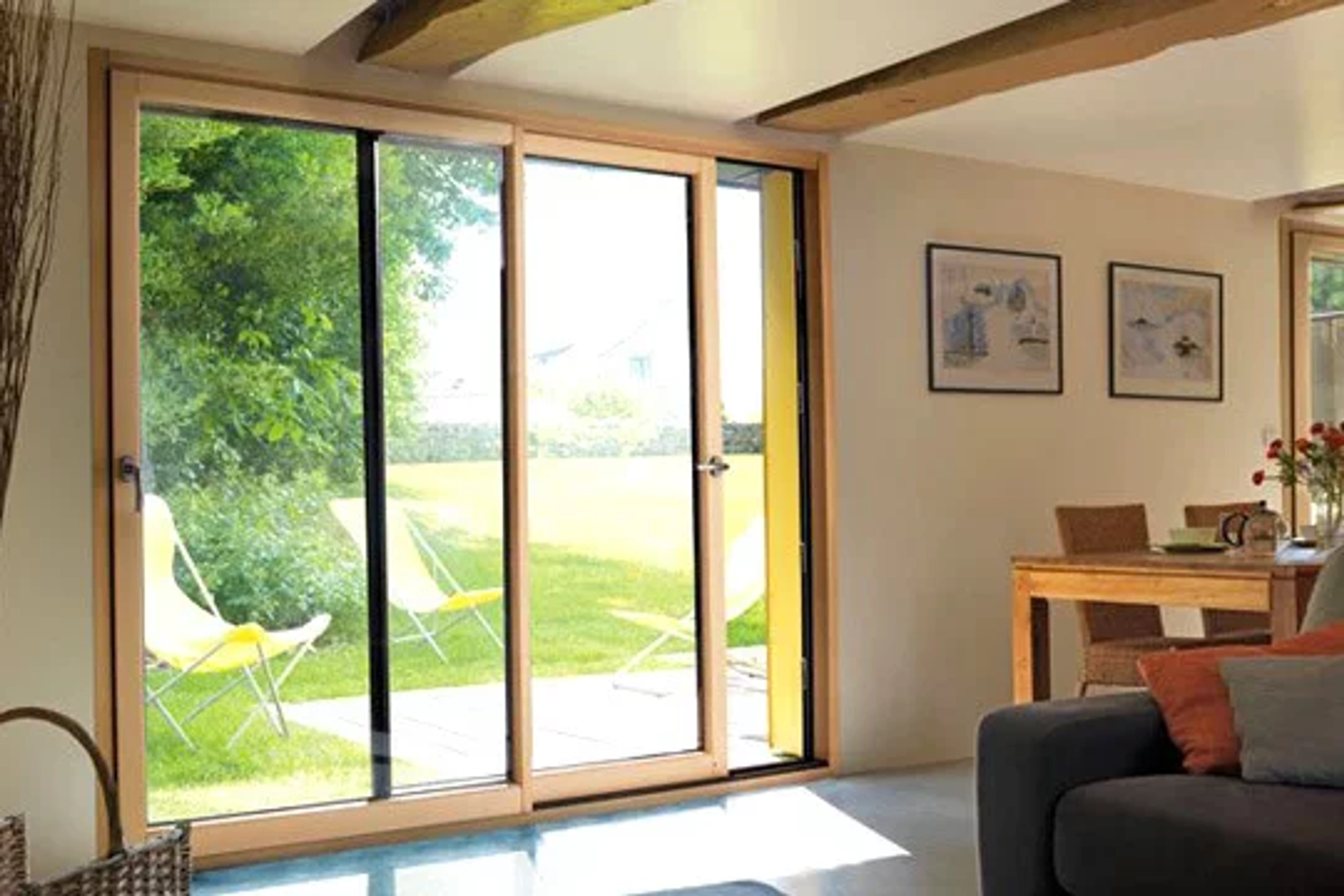 Tout savoir sur les baies vitrées en bois