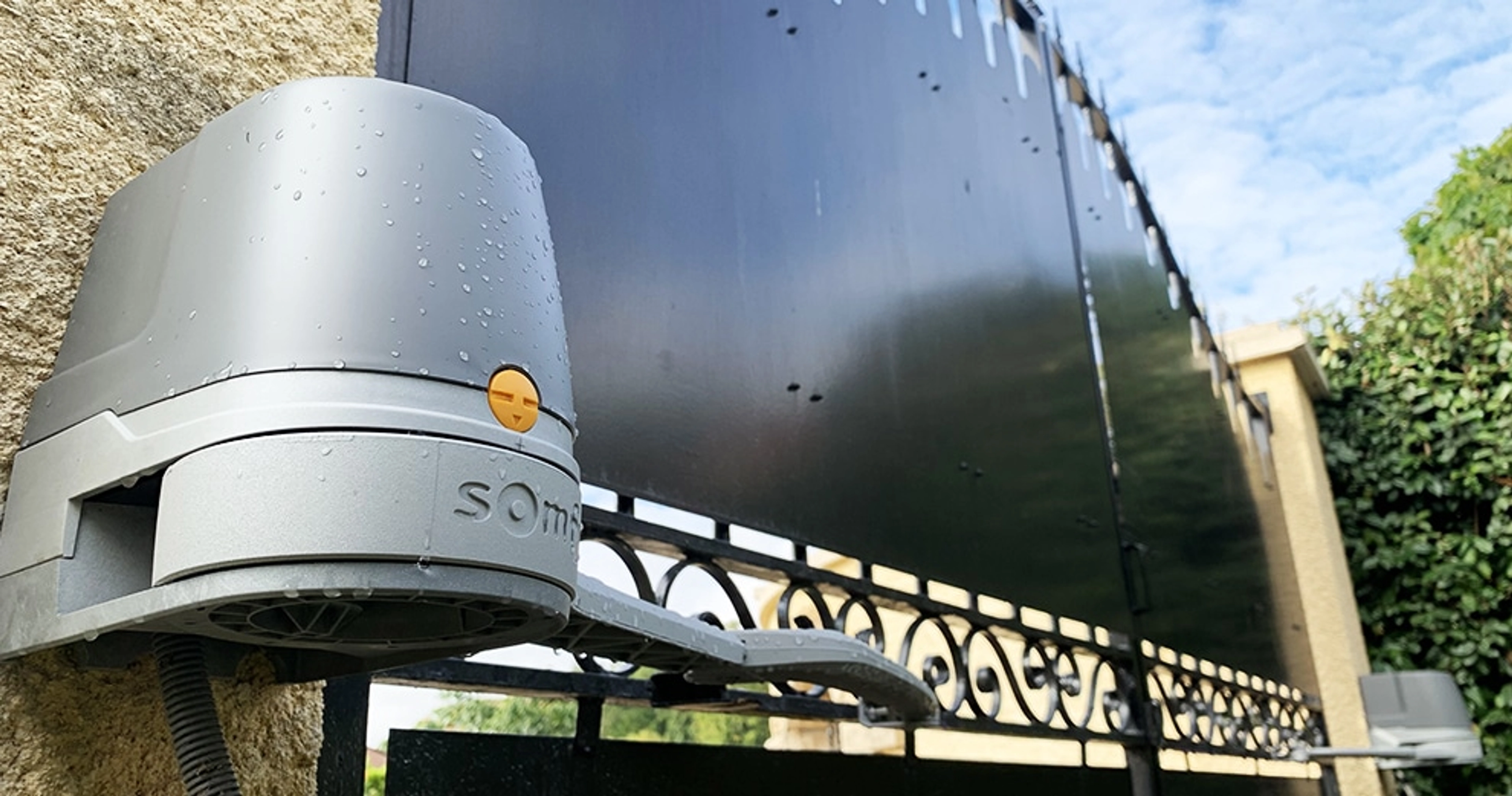 Comment effectuer la pose moteur portail coulissant somfy ?