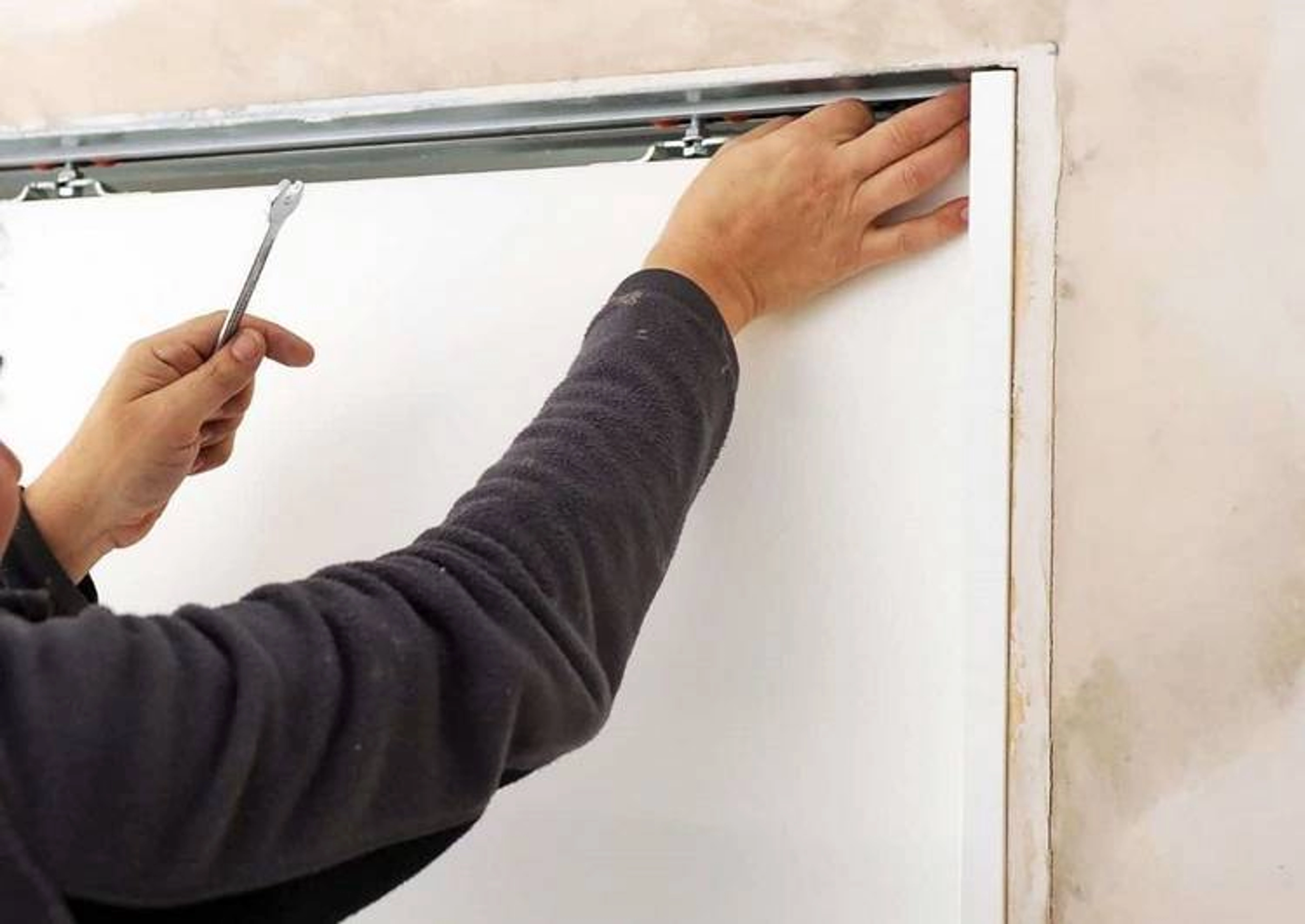 Comment bloquer porte coulissante ?