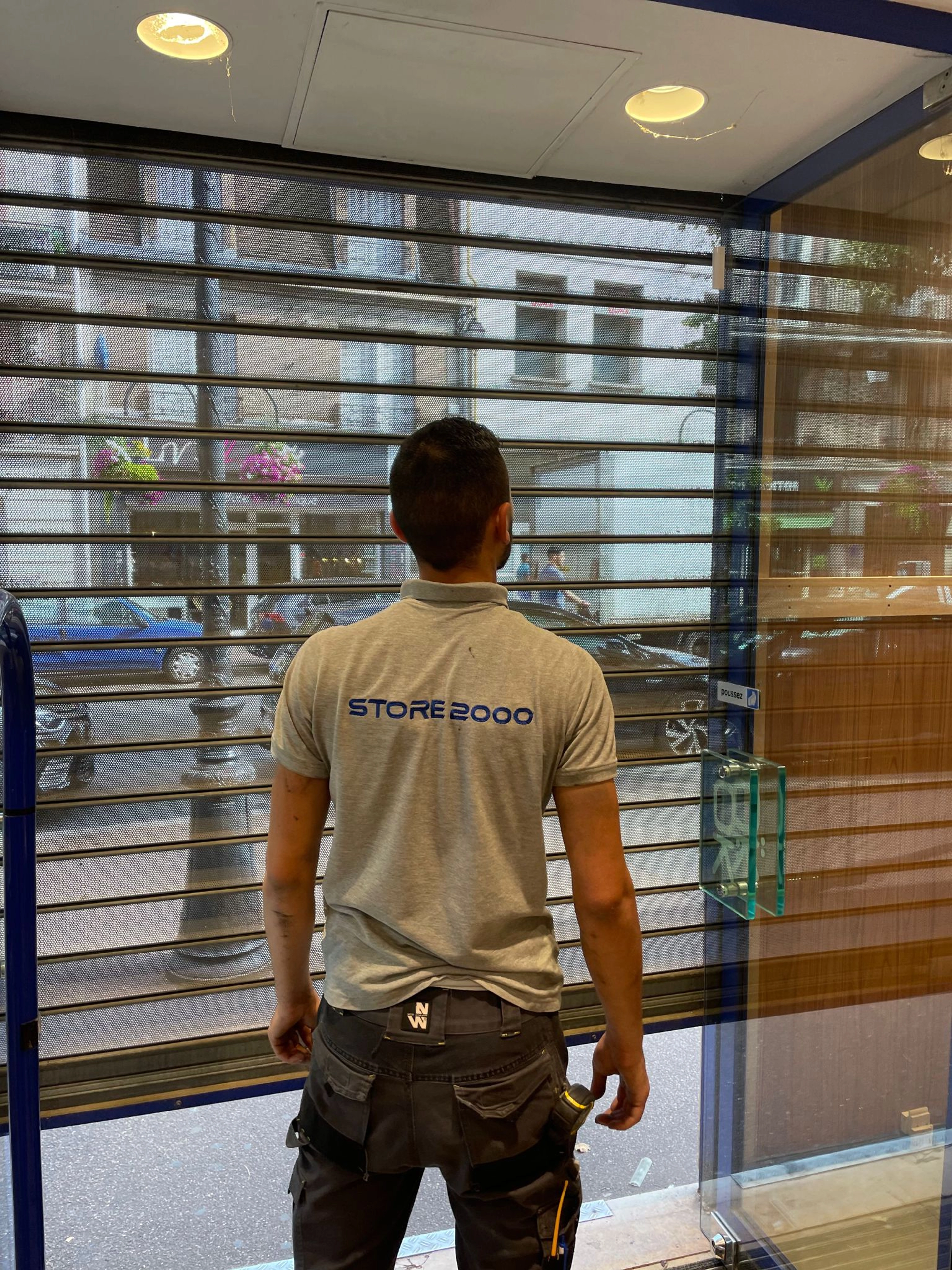 Rideau métallique magasin prix : Ce qu’il faut savoir