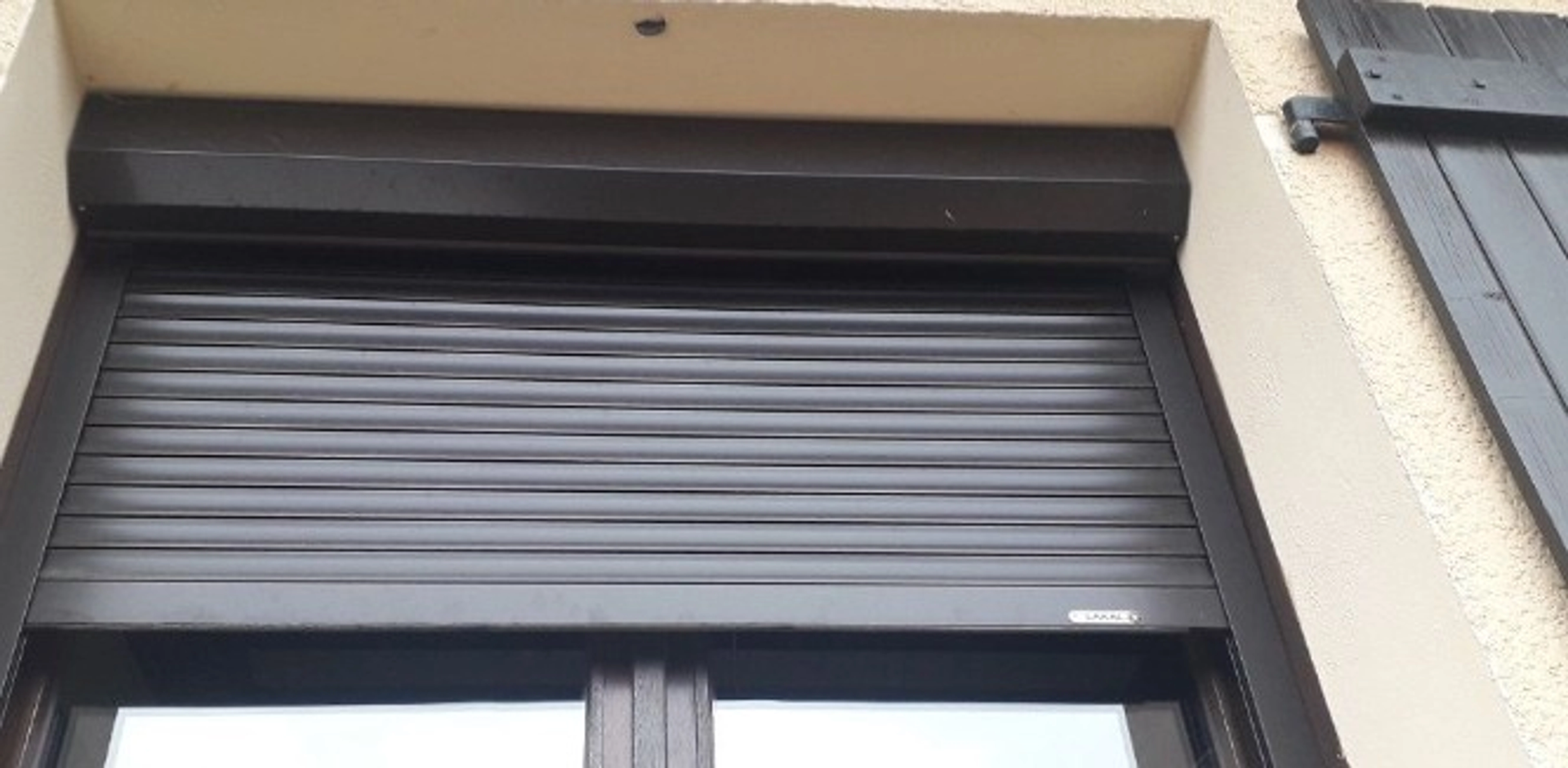 Prix changement moteur volet roulant : Tarifs et pose